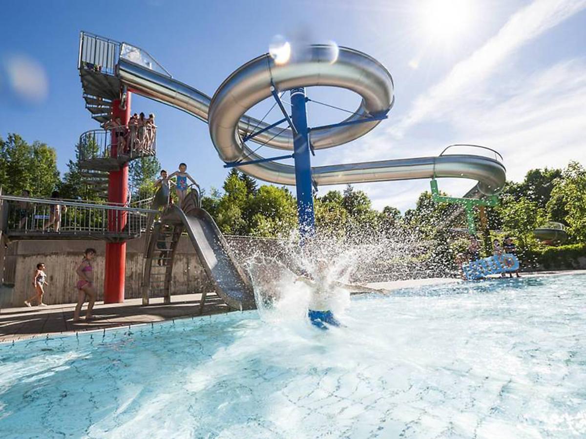 400Qm Bayerische Villa 2500Qm Uneinsehbarer Garten In Beliebter Urlaubsregion Freyung Bagian luar foto