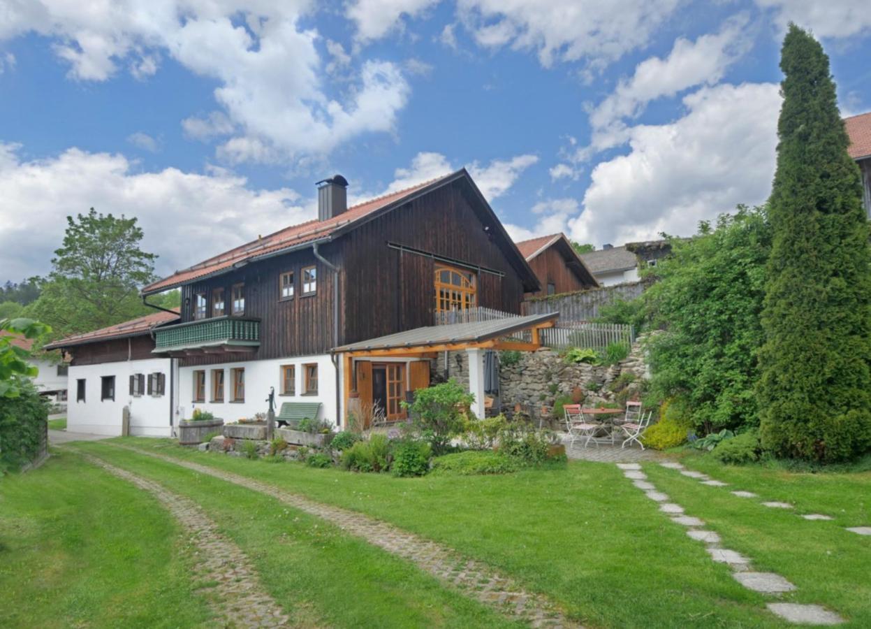400Qm Bayerische Villa 2500Qm Uneinsehbarer Garten In Beliebter Urlaubsregion Freyung Bagian luar foto